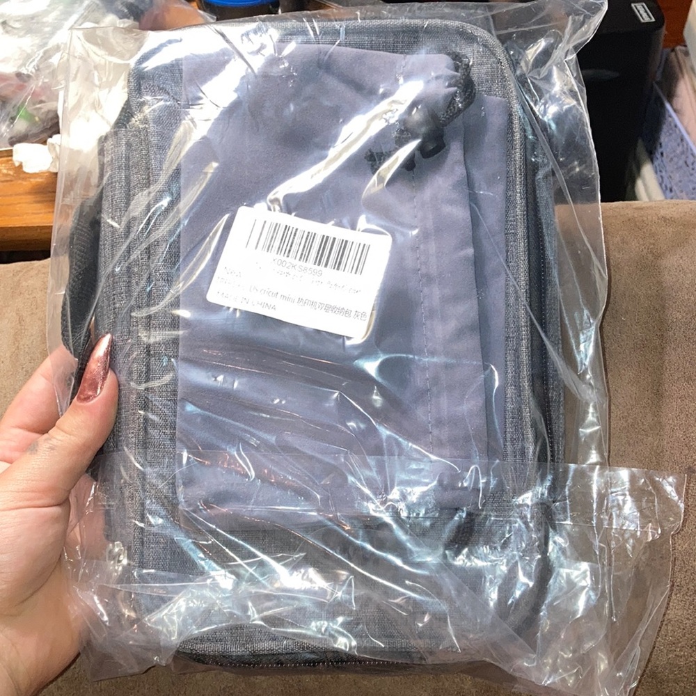 Grey homest cricut mini lunch bag